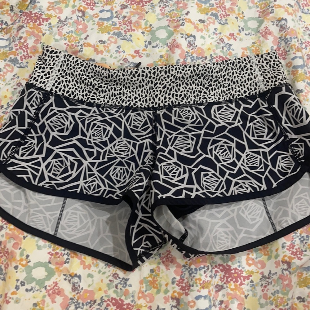 Lululemon speed up shorts